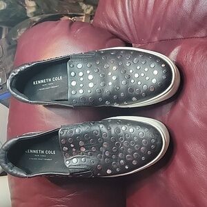 kenneth cole. Rubber sole. Studded. 9.5